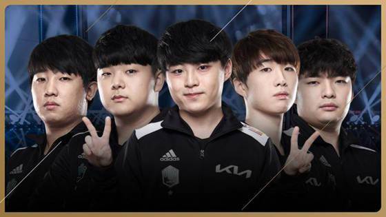 斯倍感不满 斯倍感不满